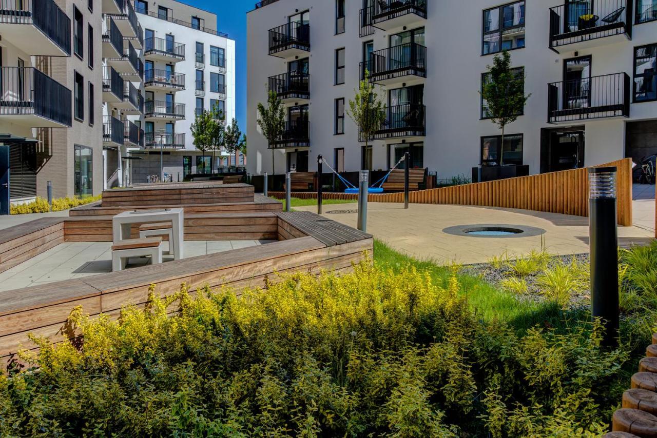 Garbary 104 - Modern Near Old Town - King Bed - Free Parking *