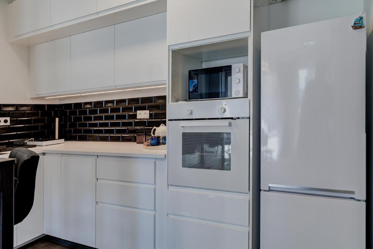 Garbary 104 - Modern Near Old Town - King Bed - Free Parking Apartment Poznan